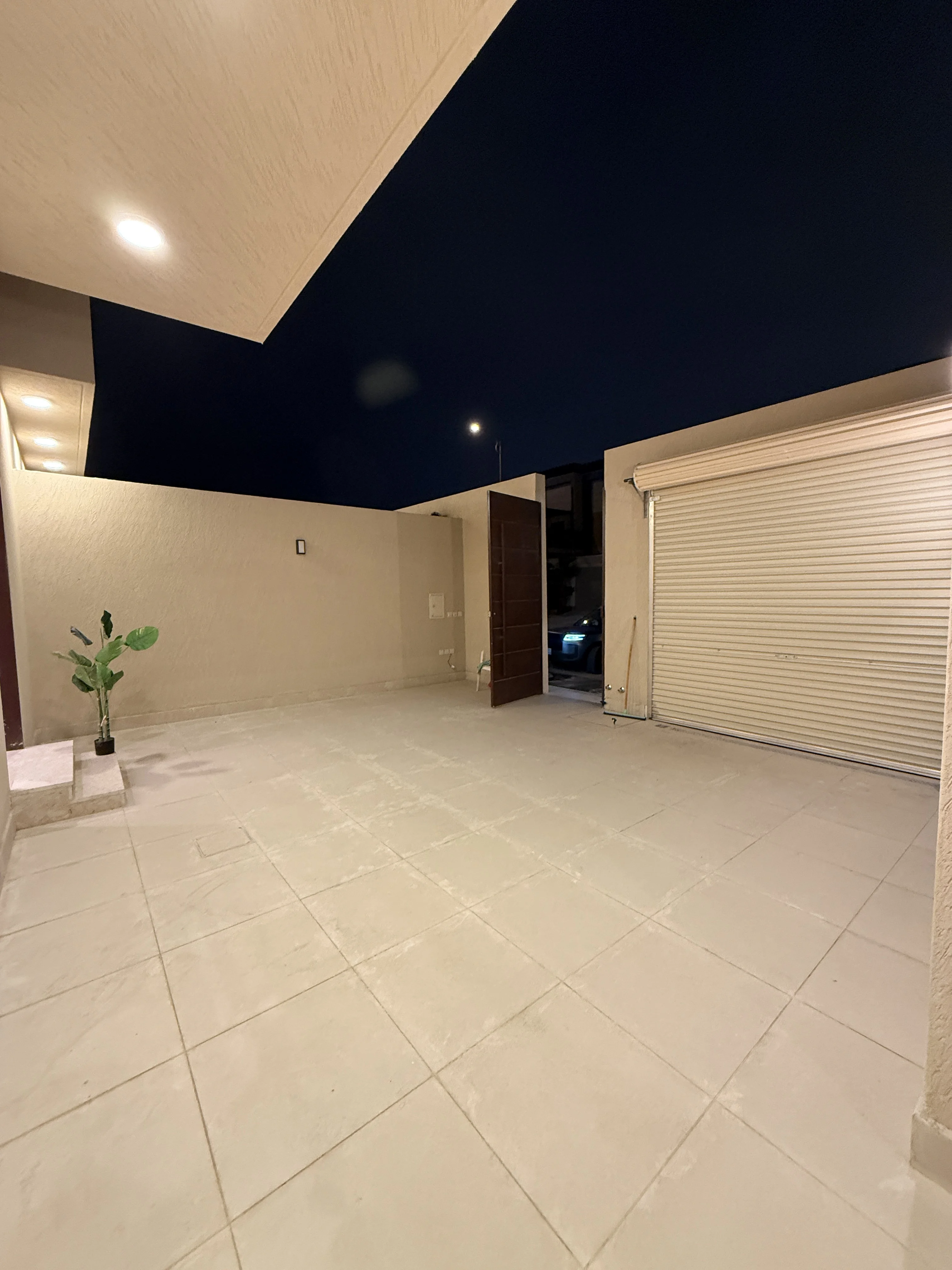 دور ارضي للإيجار 